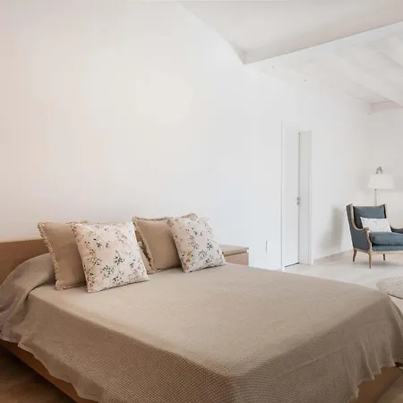 Pikoro Κόστα Κάλμα